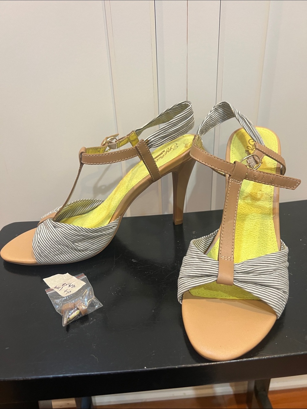 Seychelles shoes size 9 summer T strap heel blue tan new seersucker